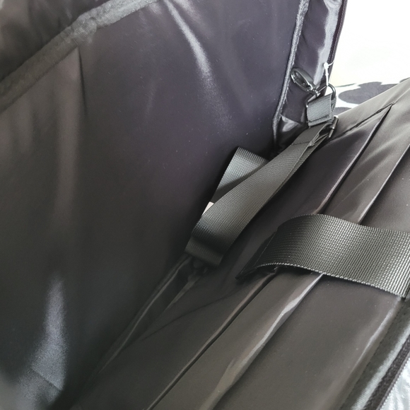 Laptop Bag - Picture 4 of 11